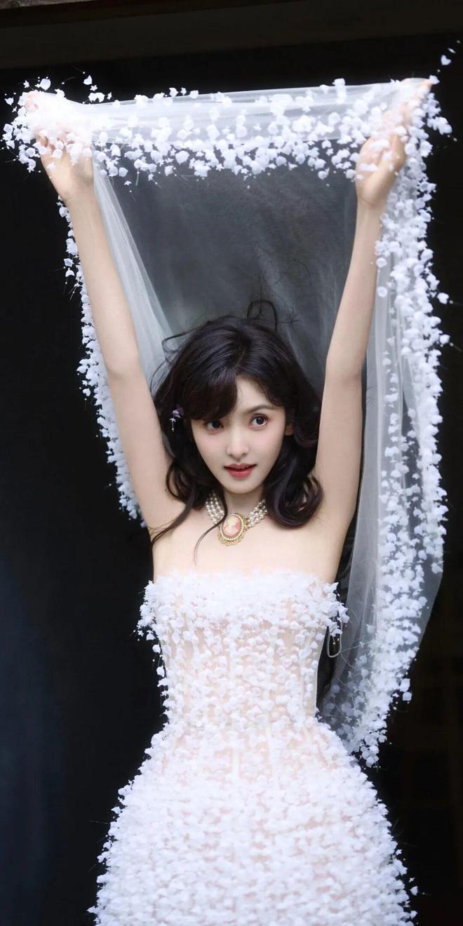 说里的顶级白富美”就有了脸不朽情缘手机版她一出现“小(图14)